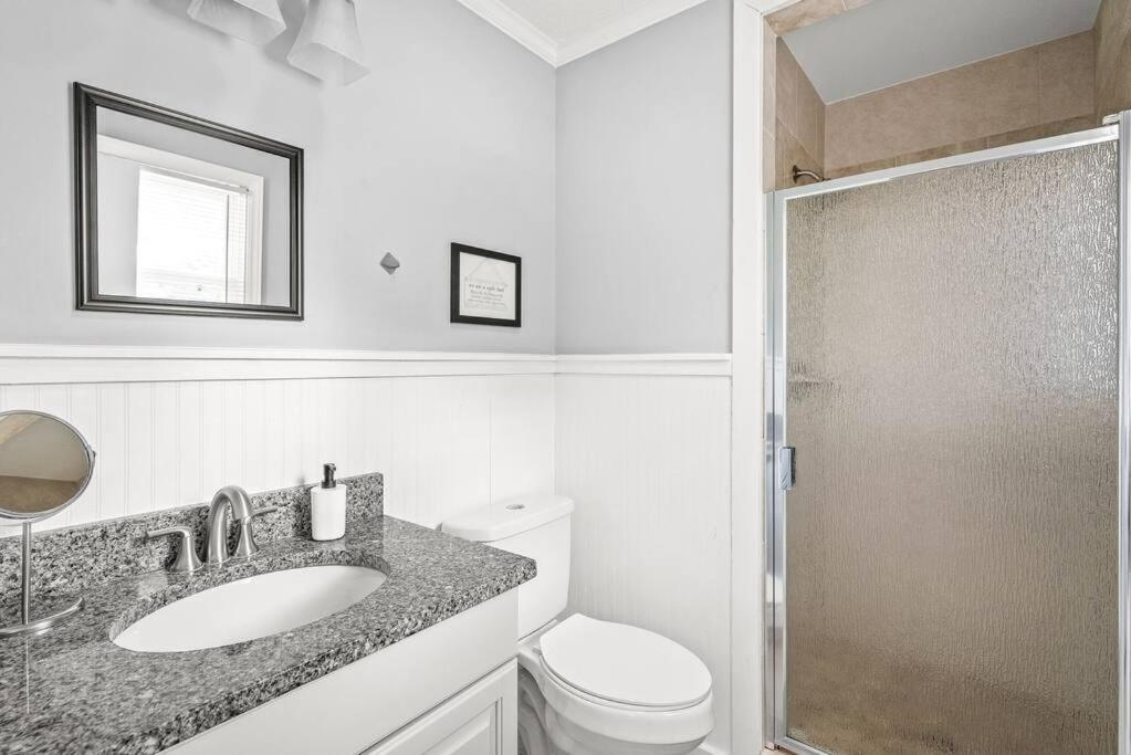 Hébergement de vacances Charming, Cozy Close To Uptown, Airport & Whitewater Center Charlotte
