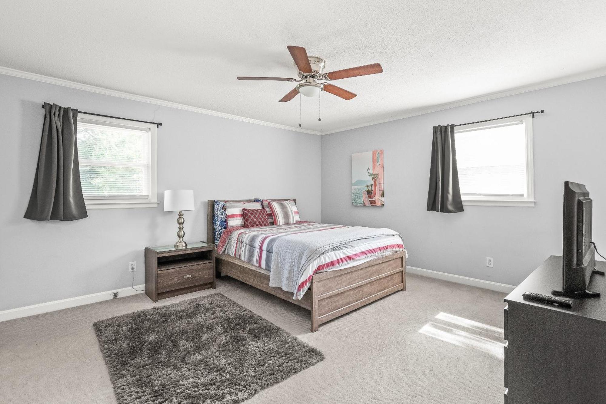 Hébergement de vacances Charming, Cozy Close To Uptown, Airport & Whitewater Center